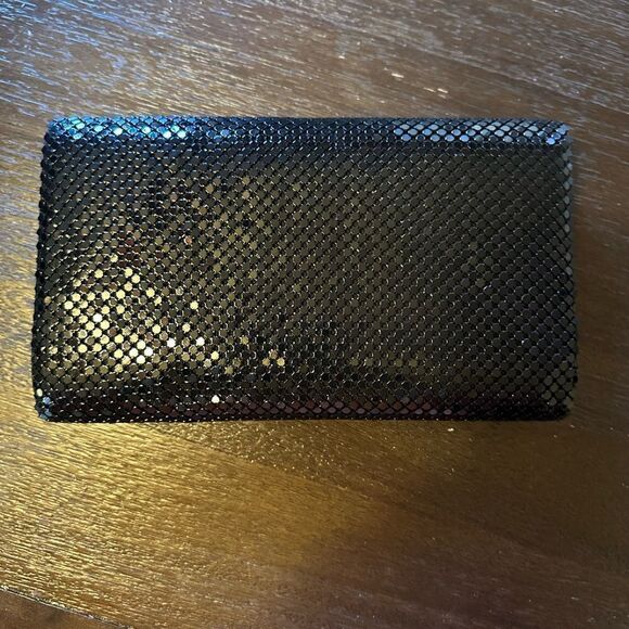 Black Shimmy Clutch with strap - Picture 2 of 6